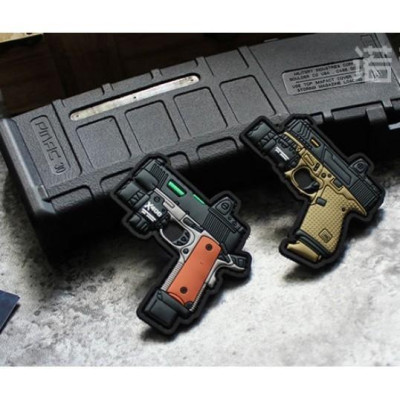 Patch nhựa PVC velcro súng ngắn dán ba lô, nón , quần áo , túi xách