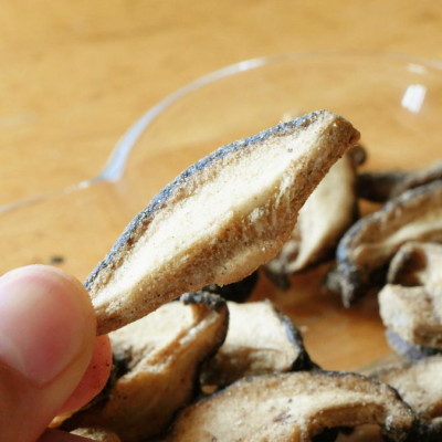 Snack Nấm Đông Cô Chiên Giòn Lý Tưởng 50g, Sản Phẩm Đạt Chứng Nhận OCOP 3 Sao Của Thành Phố Hà Nội