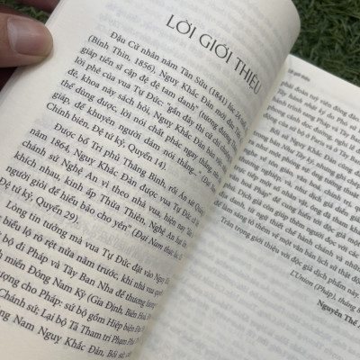 NHƯ TÂY KÝ – Ngụy Khắc Đản – NXB Đại học Sư phạm – có hán văn kèm theo - bìa mềm