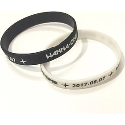 Vòng tay WANNA ONE cao su combo 2 cái 