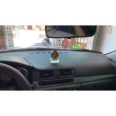 Thảm taplo da vân cacbon dành cho xe Toyota Vios 2019-2020