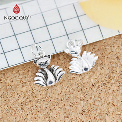 Combo 2 cái charm bạc trắng hồ ly treo - Ngọc Quý Gemstones