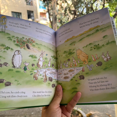 (Bìa cứng) POOH ƠI, TA PHẢI LÀM GÌ?– Jeanne Willis – Nhân Dân Books - NXB Văn Học