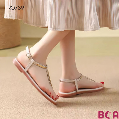 [TRẺ TRUNG - SANG TRỌNG] Thiết Kế Tối Giản Khoe Trọn Nét Đẹp Bàn Chân RO739 ROSATA Cao 2P, Quai Mảnh Có Đính Kim Loại