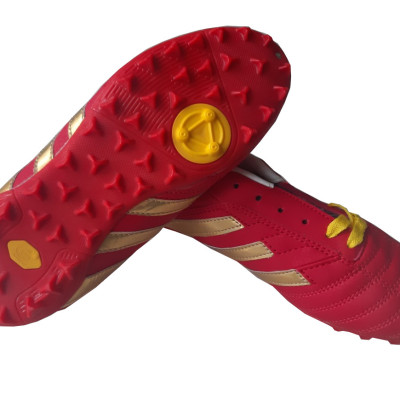 Giày Đá Bóng Sân Cỏ Nhân Tạo Có Đinh Trợ Lực
