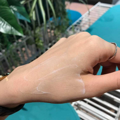 Kem Dưỡng Ẩm ZIIIT Moisturizer 30ml Làm Sạch Sâu, Kiểm Soát Nhờn, Hỗ Trợ Giảm Mụn Cho Da Nhờn, Da Nhạy Cảm