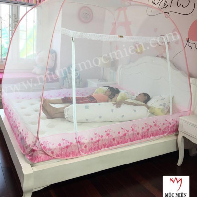 Màn đỉnh rộng tự bung cao cấp Mộc Miên loại trắng viền hồng loại 1m6x2m - 3 cửa 