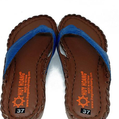 Dép nữ Huy Hoàng da đà điểu màu xanh dương HT7410