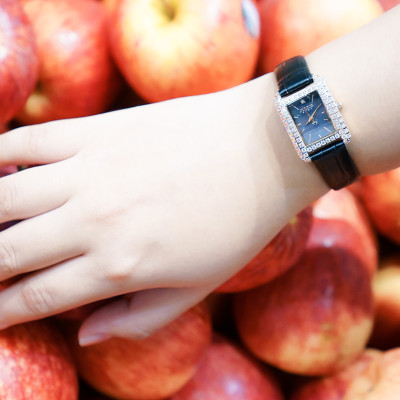 Đồng hồ nữ Julius Star Hàn Quốc JS-046 mặt chữ nhật viền đính đá (Nhiều màu)