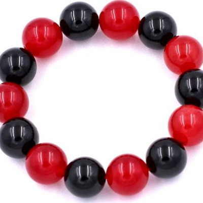 Vòng tay chuỗi hạt đá thạch anh đỏ đen 14 ly 14 hạt