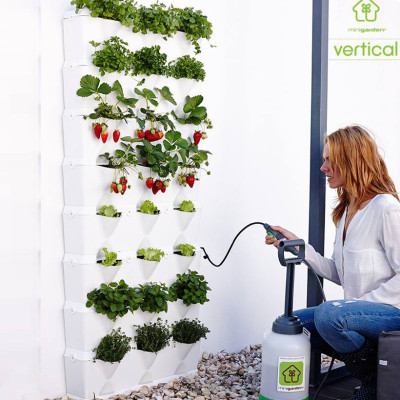 Chậu Treo Trồng Rau Ban Công Đứng Minigarden (Set 10 Bộ) nhập khẩu Châu Âu kèm hệ thống tưới nhỏ giọt bán tự động với năng suất rau cao