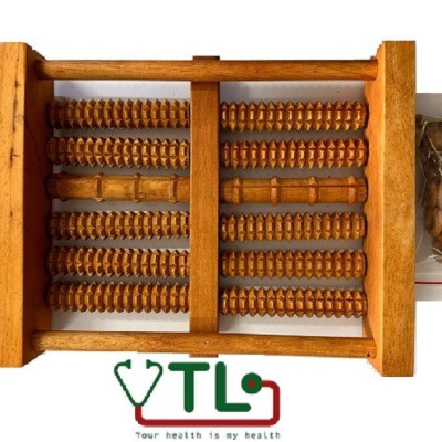 Bàn lăn chân gỗ Massage 6 hàng Miền Nam matxa huyệt đạo ( 31 x 24 x 10 cm)