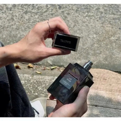 Tinh dầu nước hoa dạng xịt 5ml 10ml TomFord Oud Wood (mùi Unisex)