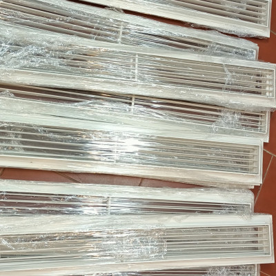 Cửa gió hồi nan bầu dục kích thước 1200x200mm miệng gió điều hòa âm trần