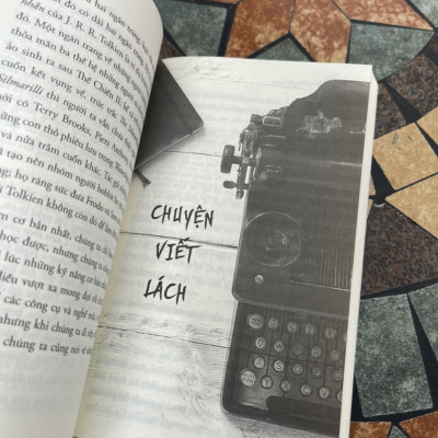 CHUYỆN NGHỀ VIẾT VÀ GÓC KHUẤT CUỘC ĐỜI CỦA ÔNG HOÀNG KINH DỊ – Stephen King – Nguyễn Hà An dịch – 1980books – NXB Thanh Niên (Bìa mềm)