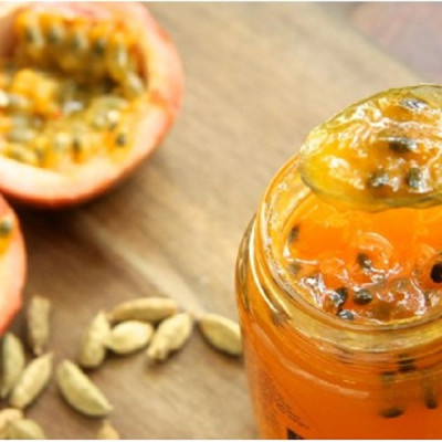 Mứt Chanh Dây Đậu Khấu - La Petite Epicerie Saigon 220g