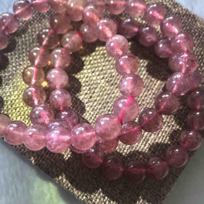 VÒNG THẠCH ANH DÂU HỒNG ĐẬM ĐẸP ĐÁ TỰ NHIÊN 9MM  MỆNH HỎA THỔ