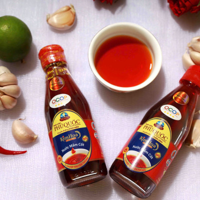 Nước Mắm Cốt Kim Hoa Phú Quốc 40 độ đạm Hộp 180ml - Hộp 6 chai - mỗi chai 180ml