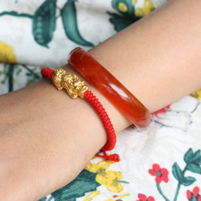 Vòng Tỳ Hưu Bạc Bọc Vàng 24K Kết Dây Đỏ Ngọc Quý Gemstones