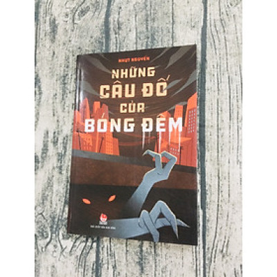 Những Câu Đố Của Bóng Đêm