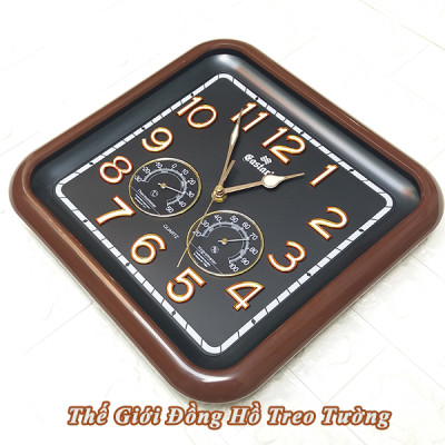 Đồng Hồ Treo Tường Cao Cấp KIM TRÔI EASTAR SỐ NỔI 3D có DẠ QUANG và NHIỆT ẨM KẾ CƠ (Không Dùng Pin) - Hình Vuông Mặt Đen - Tặng Pin AA - Bảo Hành 1 Năm