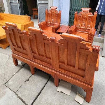 Bộ bàn ghế âu á hộp gỗ hương đá ( vách đục cây tứ quý ) 6 món