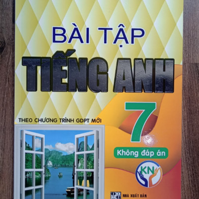 Sách - Bài Tập Tiếng Anh Lớp 7 - Theo Chương Trình GDPT Mới (Không Đáp Án)