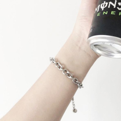 Lắc tay titan kim loại cá tính cho nam và nữ