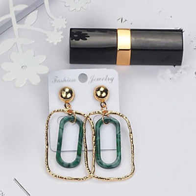 Bông tai chữ nhật xuất Hàn phong cách ấn tượng BT174