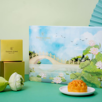 Hộp bánh trung thu cao cấp tráng gương 2 trứng 220g - Trường Phúc - Thành Long - 880G - TẶNG 1 HỘP TRÀ - Việt Nam