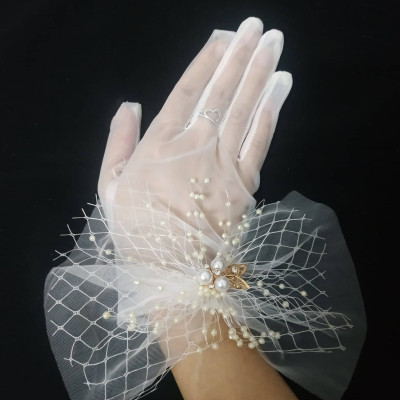 Găng tay trong suốt đính ren lưới, ngọc trai cho Cô dâu và Dạ hội, đi tiệc, sự kiện, lễ hội, chụp ảnh MS: 43854