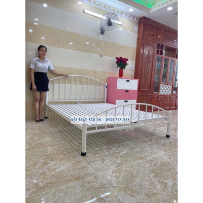 Giường sắt Kiểu Tân Cổ Điển 1M, 1M2,1M4,1M6,1M8X2M 