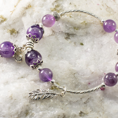 Vòng Thạch anh tím thiên nhiên cân bằng năng lượng và bình yên BlackMount #VT009