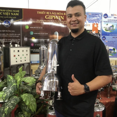 Máy lão hóa rượu và khử độc rượu GIPWIN 1.8L - Hàng chính hãng