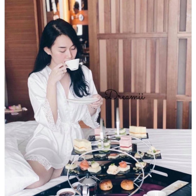 Áo choàng nữ Bride