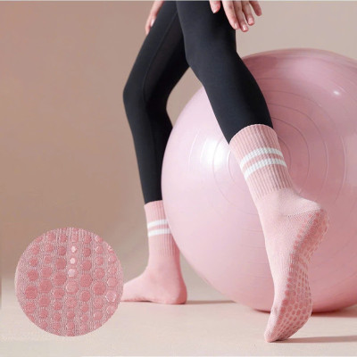 Tất / Vớ Chân Cao Cổ Nữ 16,9K Freesize Tập Yoga Pilates Len Co Giãn Đính Hạt Silicon Chống Trơn Trượt (Cao Cổ Kẻ Sọc)