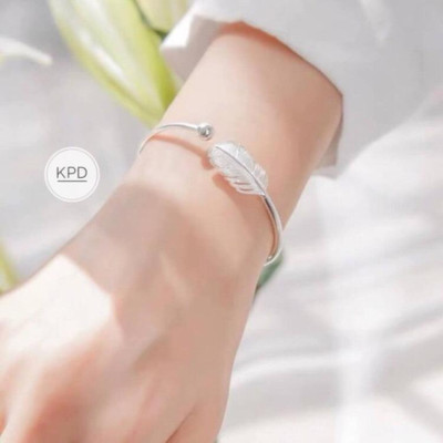 Lắc tay nữ thời trang mặt tim chất liệu bằng bạc s925 MS0130