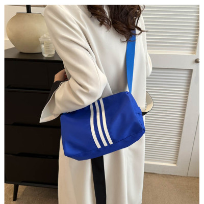 Túi đeo chéo nam nữ thời trang, túi 3 sọc, túi trông nhỏ gọn HARAS