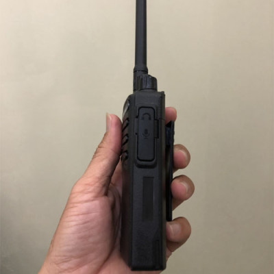 Bộ 6 Bộ Đàm Motorola CP609 + 6 Tai nghe - Hàng Chính Hãng