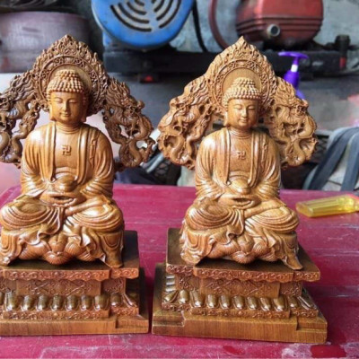 Tượng phật adi đà mini bằng gỗ bách xanh thơm nức kt 15×9×8cm