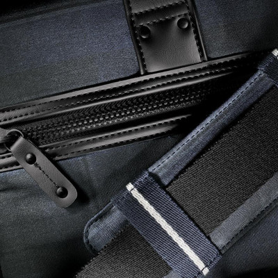 Túi xách Nam Solo Bryce 15.6" HLD100-51 Xanh - Đen Kích thước: Cao 34 x Ngang 43 x Rộng 9 cm Bảo hành 05 năm