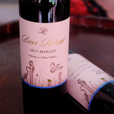 Rượu vang đỏ Úc River Retreat Merlot Red Wine (13.5%/Vol)