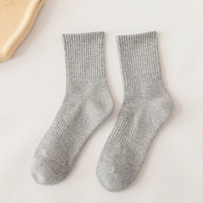 Tất Cổ Cao Nam Nữ Cổ Cao Màu Trơn Basic Thời Trang Vớ Cổ Cao Vải Cotton Phong Cách Nhiều Màu Trắng Đen Siêu Dai Tất Dài Co Giãn