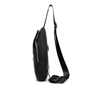 Túi đeo chéo nam DA BÒ THẬT – BEE GEE DCN9344