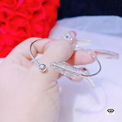 Lắc tay nữ thời trang mặt tim chất liệu bằng bạc s925 MS0130