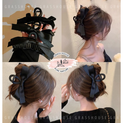 Kẹp tóc răng cưa hình nơ chéo đen bóng bản nhỏ sang chảnh cho nàng theo phong cách hàn quốc