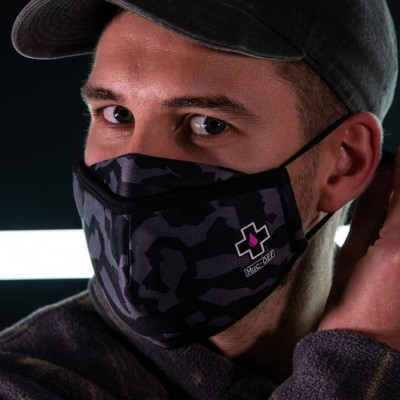 Khẩu Trang nam/nữ vải tái sử dụng và kháng khuẩn 3 Lớp Muc Off Reusable Face Mask