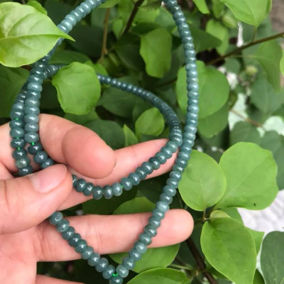 DÂY CHUYỀN DÀI ĐEO CỔ ĐÁ CẨM THẠCH BÁNH XE  MÀU XANH ĐẬM NHẸ TỰ NHIÊN TRỒNG CỔ  Dài 32cmx dầy 6mm dài mặt trước ngực rất đẹp