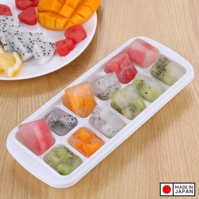 Khay làm đá có nắp đậy Inomata Ice Tray 12 viên