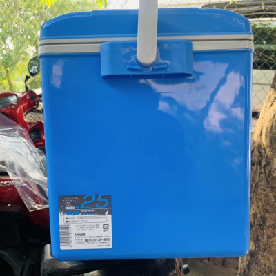 Combo Thùng đá Sanka Vent Sereno 24.5 lít + Mút chuyên dụng rửa xoong nồi 2 mặt (thô/ mịn) nhãn hiệu Ohe hàng Made in Japan